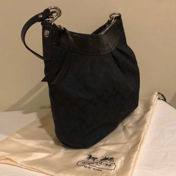 Coach Signature Shoulder Bag - Picture 5 of 7